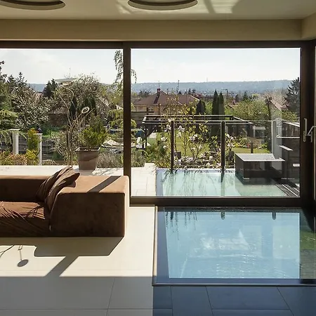 Villa Luxury With Inside Pool