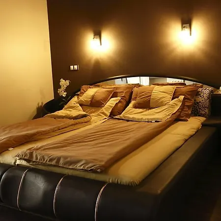 Luxury With Inside Pool Budaors